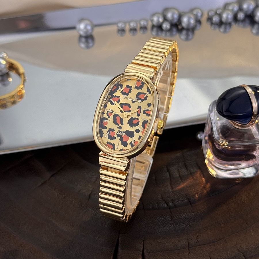 นาฬิกาควอตซ์ทรงรีสไตล์เรโทรสีท - High Jewelry Watches บทวิจารณ์และราคา