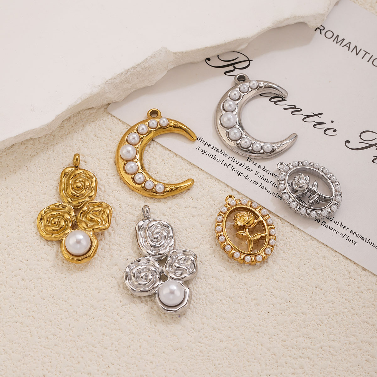 จี้รูปพระจันทร์และดอกกุหลาบประ - Moon Star Earrings บทวิจารณ์และราคา
